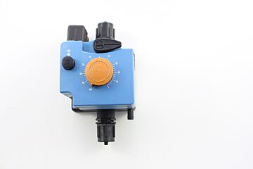 DOSING PUMP 3L/H EPDM ELECT. PRE-CONTROL